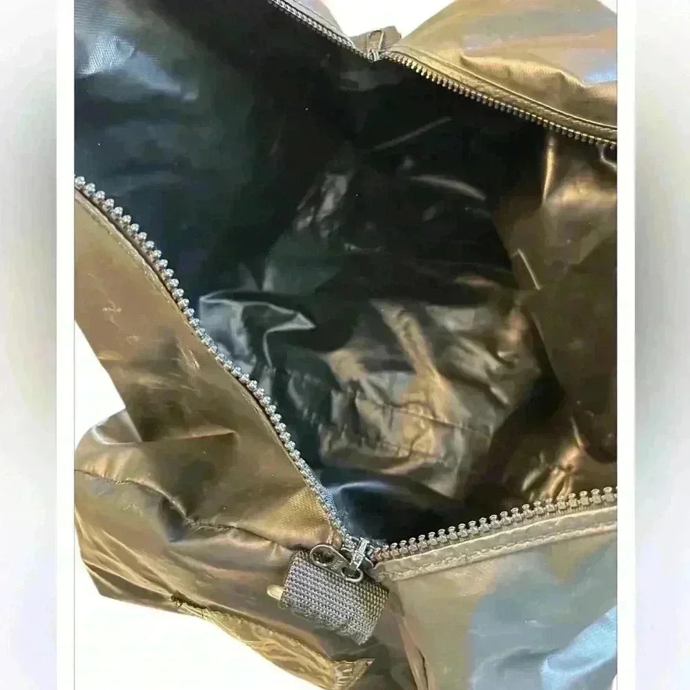 XL DUFFLE BAG - Picture 5 of 12